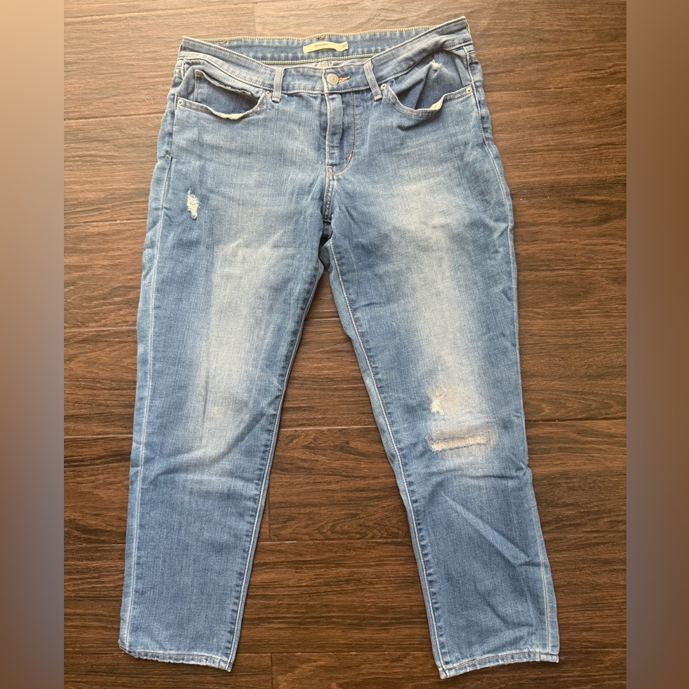 Gently Loved 🫧 Levi’s 711 Skinny Blue Jeans 👖